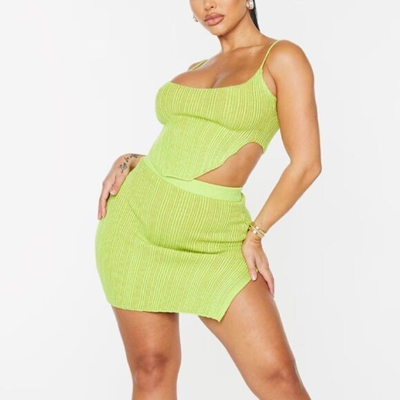PrettyLittleThing Shape Lime Contrast Split Bodycon Skirt with Crop Top Set 12 - Picture 2 of 9